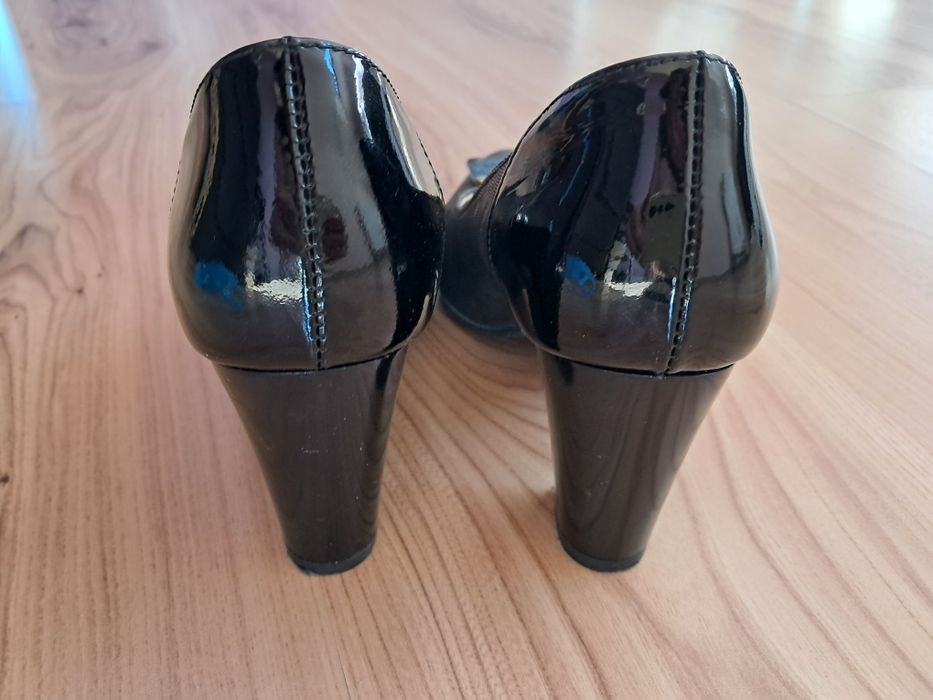 Buty na słupku Grodecki 36