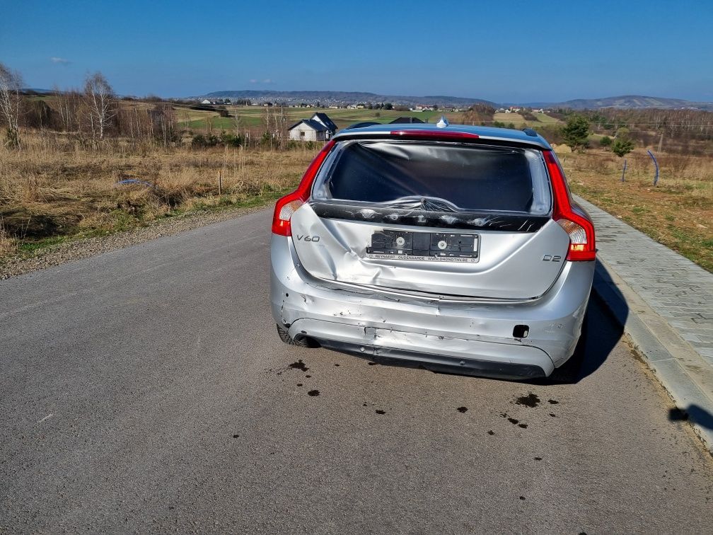 Volvo V60 2.0D 2018R SERWIS 114.000 KM KIELCE