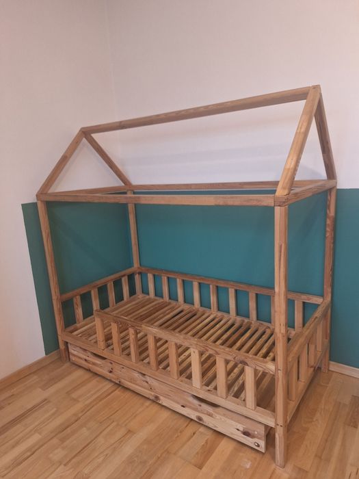 Łóżko domek drewniane 80x160