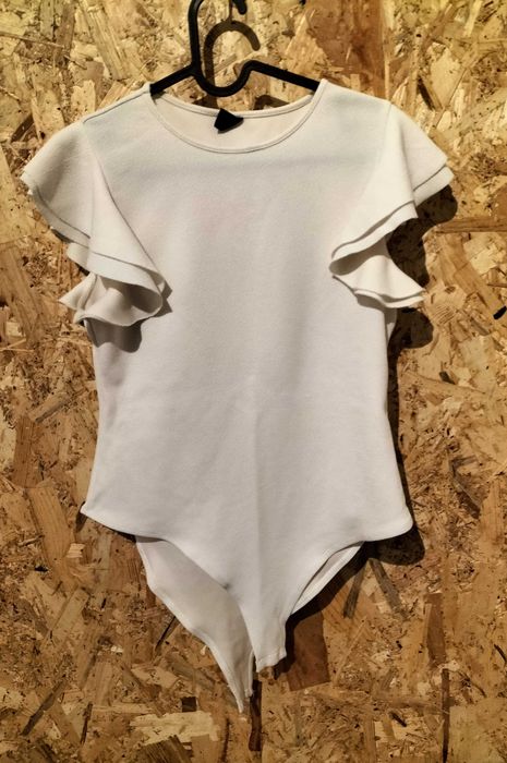 Body em branco Shein