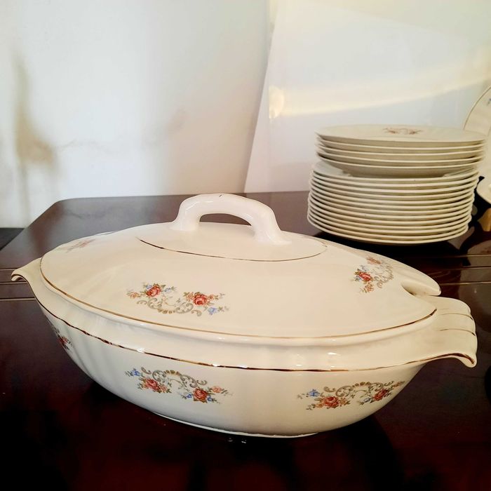 Jogo de jantar vintage da fábrica Sacavem Gilman