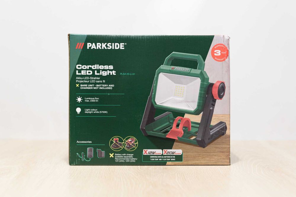 NEW! Акумуляторний світлодіодний прожектор Parkside PLSA 20-Li A1