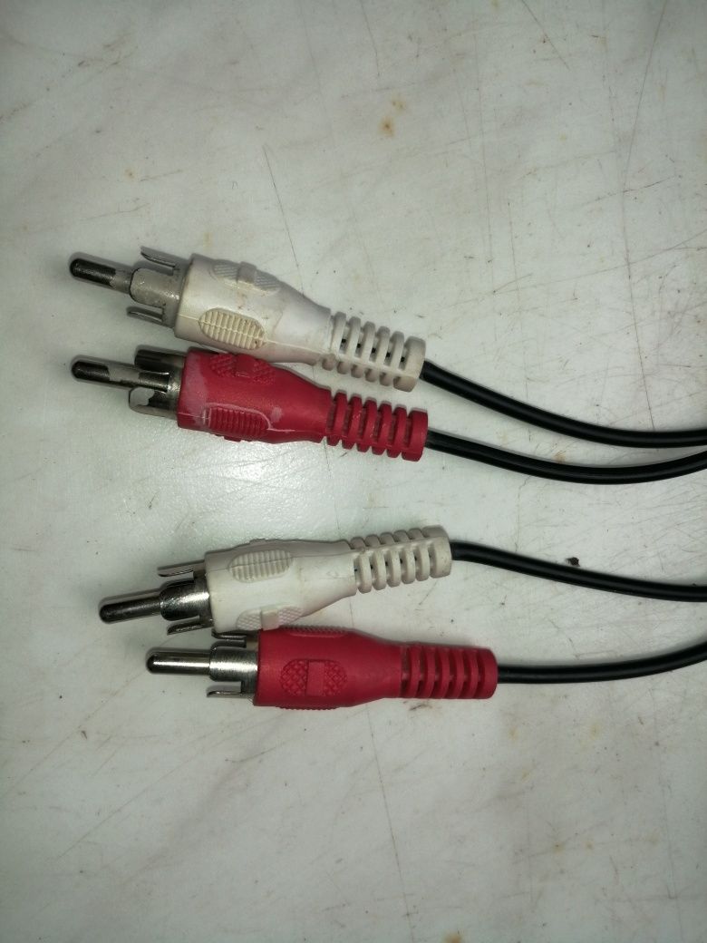 Przewody elektroniczne