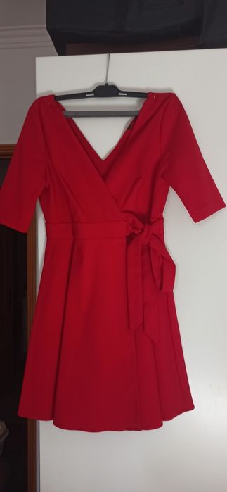 Lote 200 peças de roupa