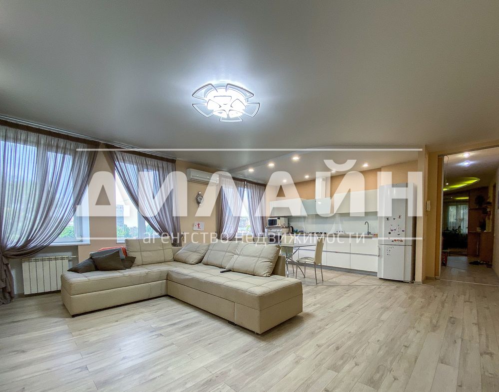 4-кімнатна, 120 м², вул. Олександрівська