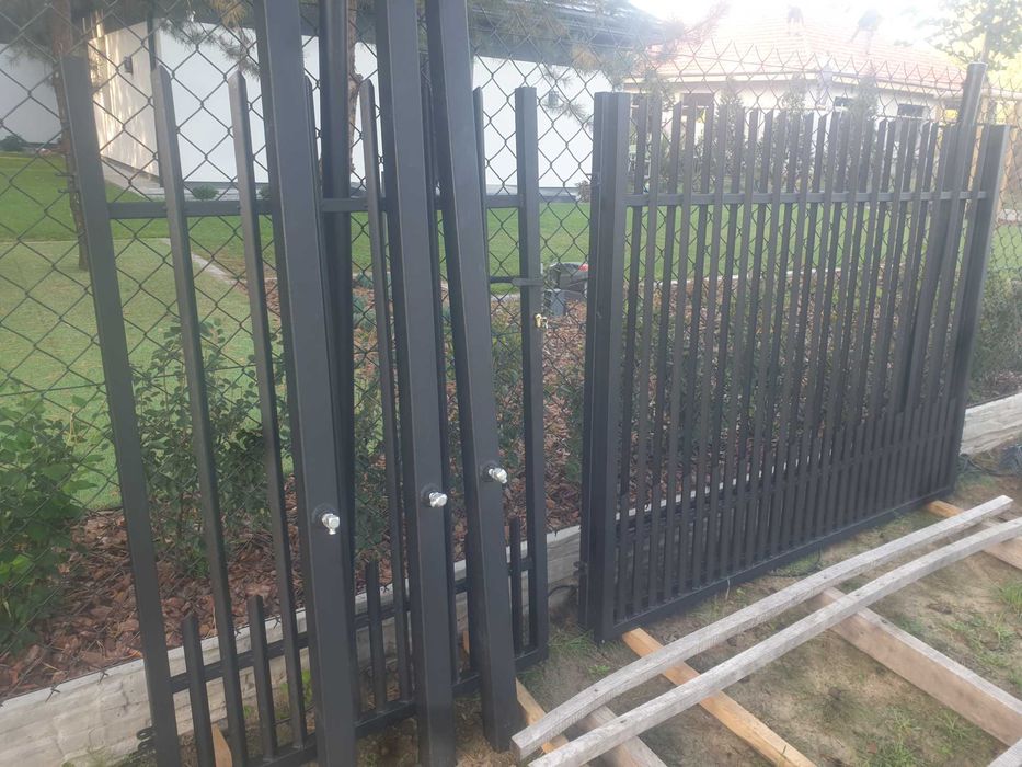 Brama dwuskrzydłowa 400cm wypełnienie z kątownika + furtka NOWA!