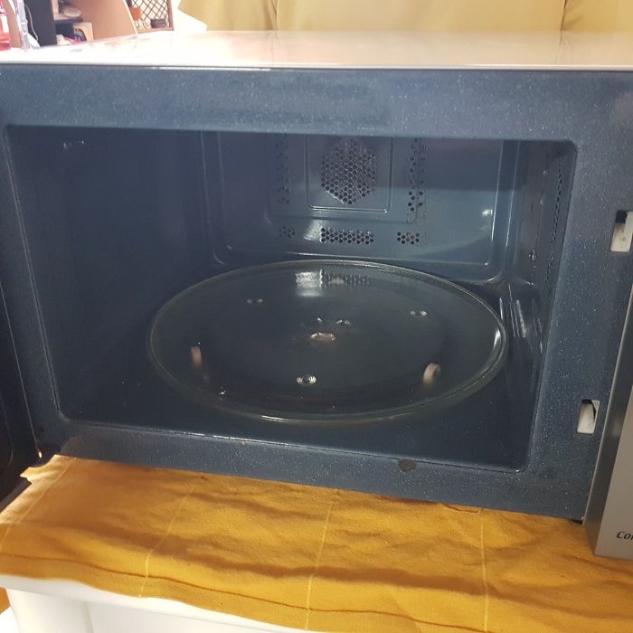 Forno com Grelhador Samsung CE1071