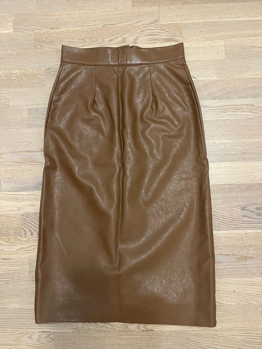 Спідниця з еко шкіри