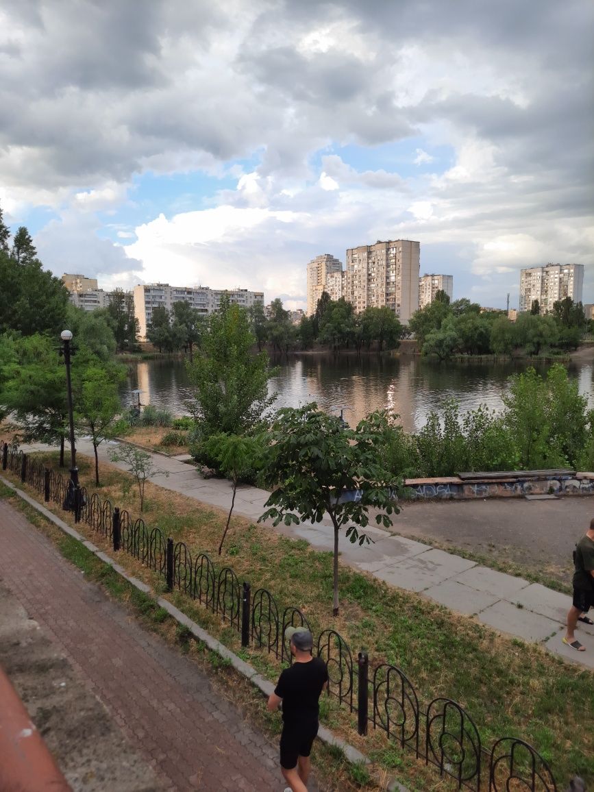 Оренда Вільна однокімнатна ,Г.Сталінграда 43В,метро 10хв