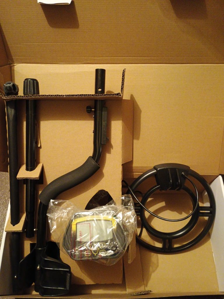 Wykrywacz metali Cobra tector CT 1032 nowy