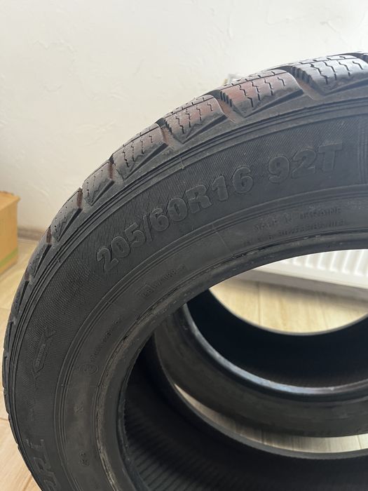 Премиорі 205/60 R16 зимові