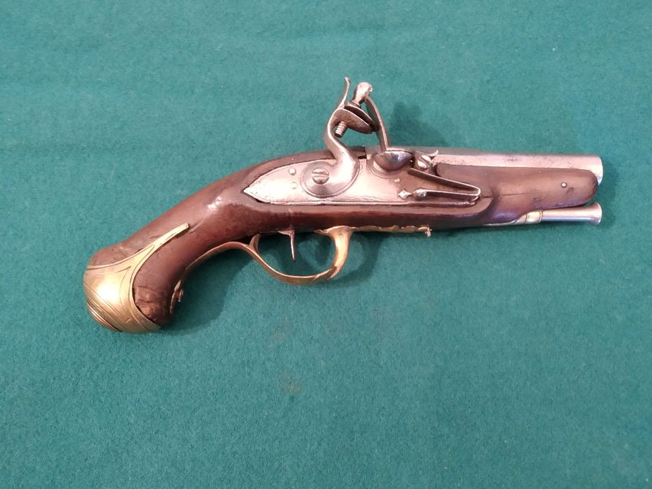 Pistola de pederneira  " de manteau" por volta de 1770