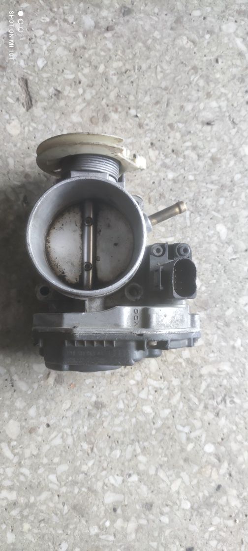 Przepustnica audi a4 B5 passat B5 A6 C5 2.4 v6 2.8, 078,133,063ak