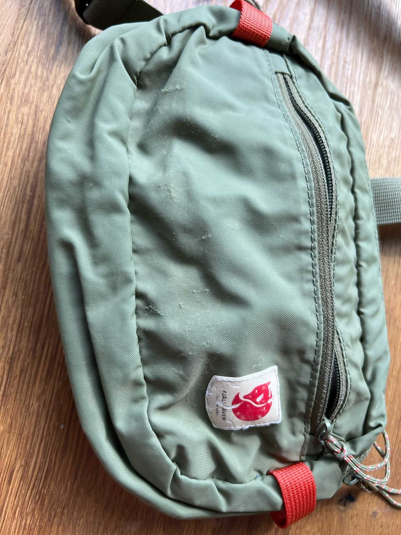 nerka saszetka Fjallraven high coast hip pack green