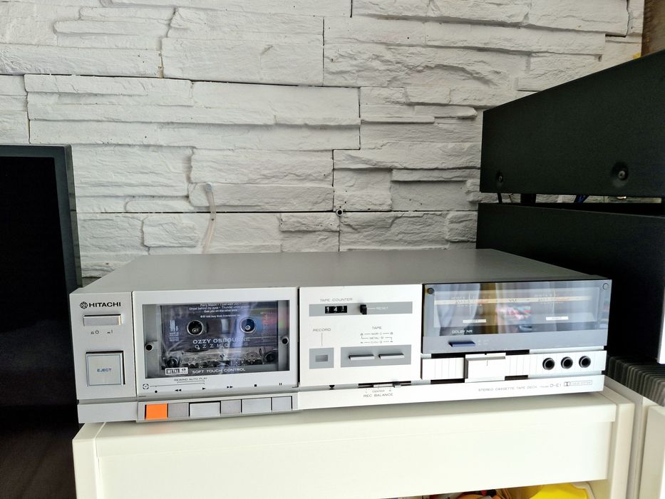 Hitachi D-E1 Deck magnetofon