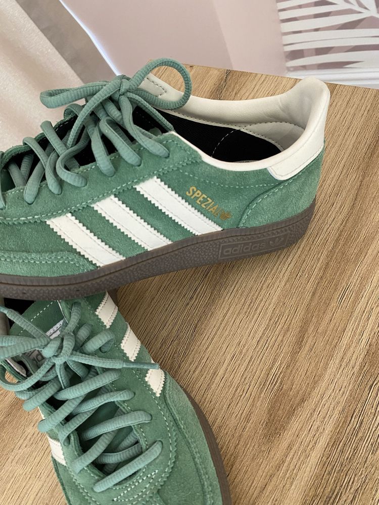 Adidas Spezial 37,5 размер
