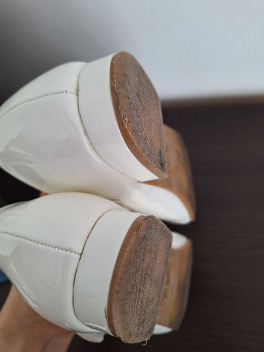 Lakierowane czółenka komunijne Nelli Blu r.36