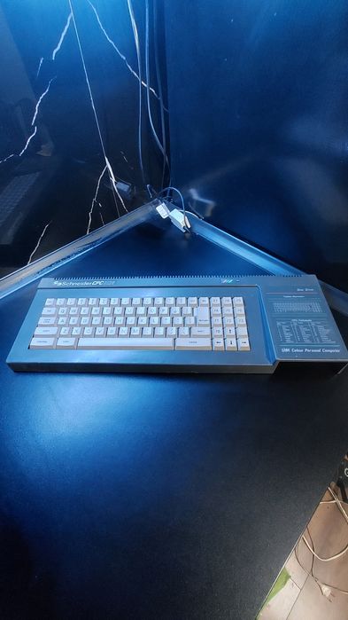 Cześć klawiatury Amstrad Schneider 6128