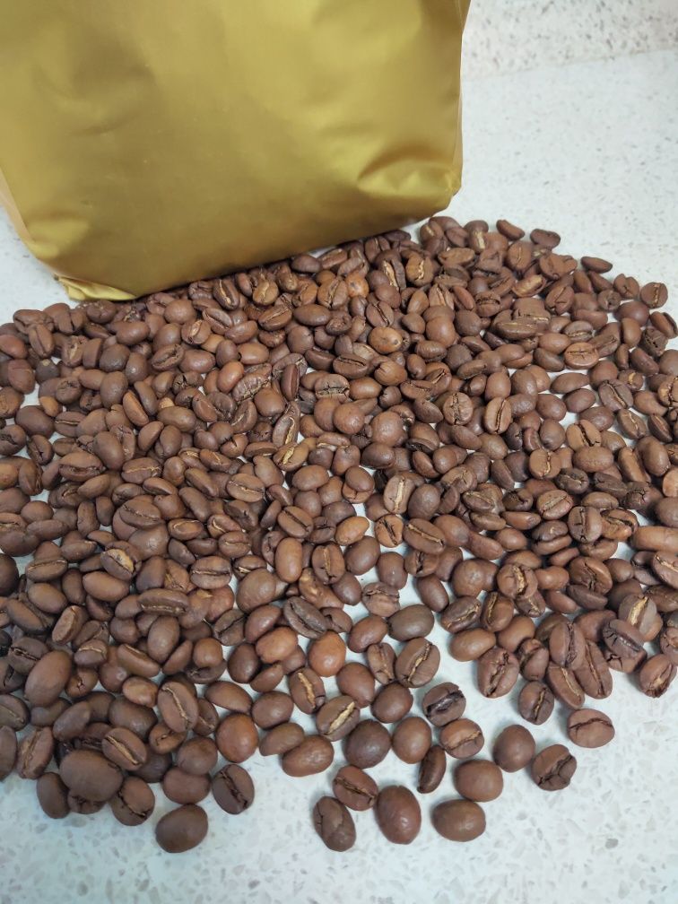 Кофе, Кава в зернах и олотый опт и розница средней обжарки 1кг