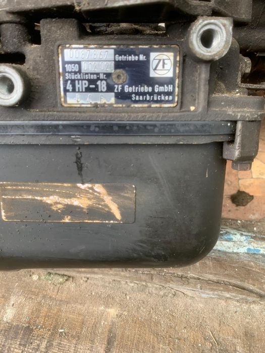 Автоматична коробка автомат АКПП Audi A6 c4