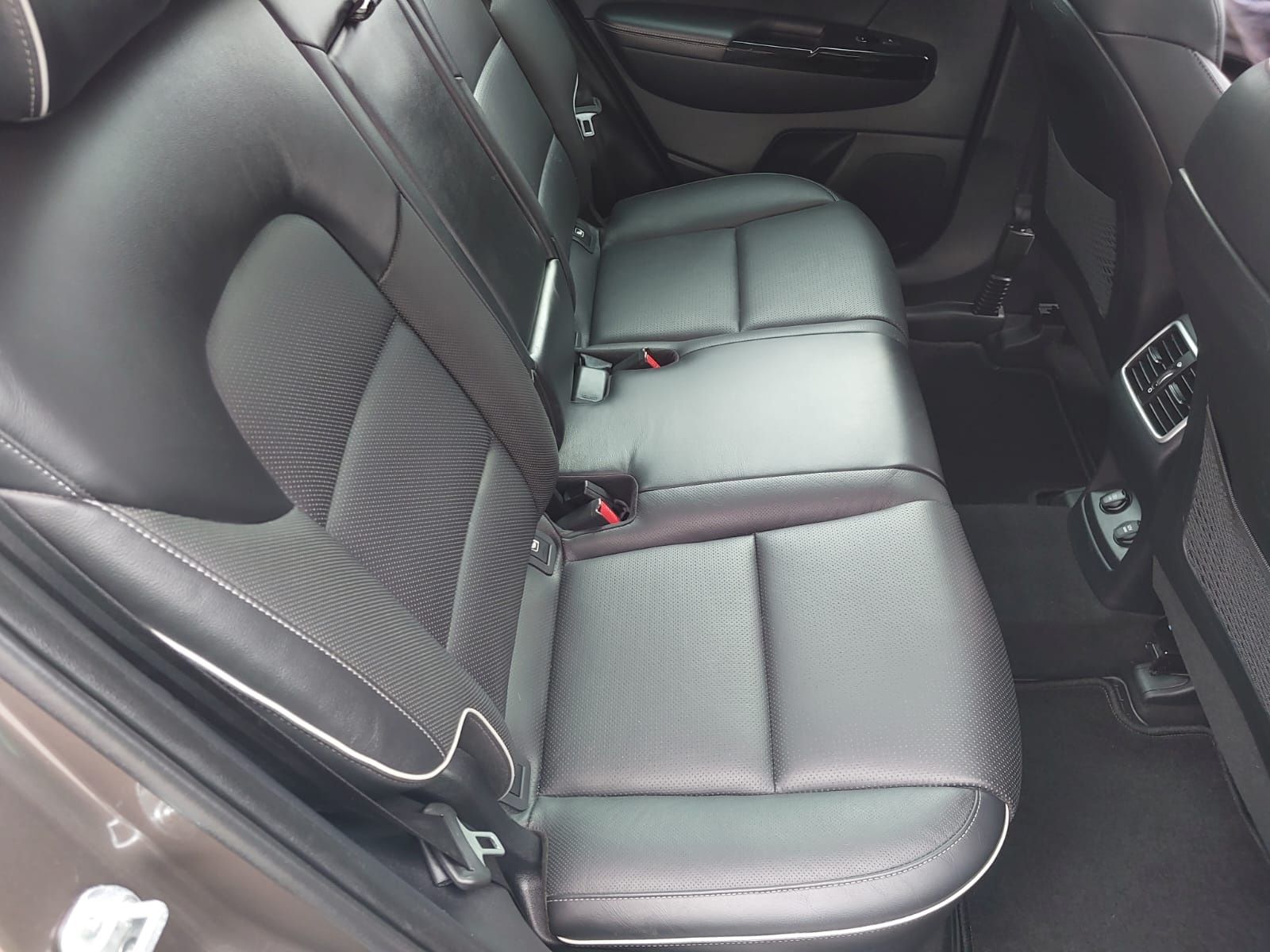 KIA Sportage poj. 1.6 moc 177km- pierwszy właściciel