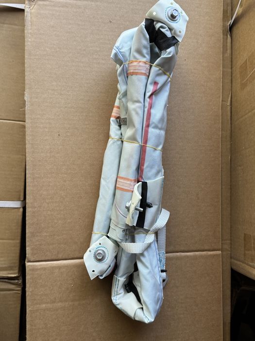 Штора airbag tesla Y