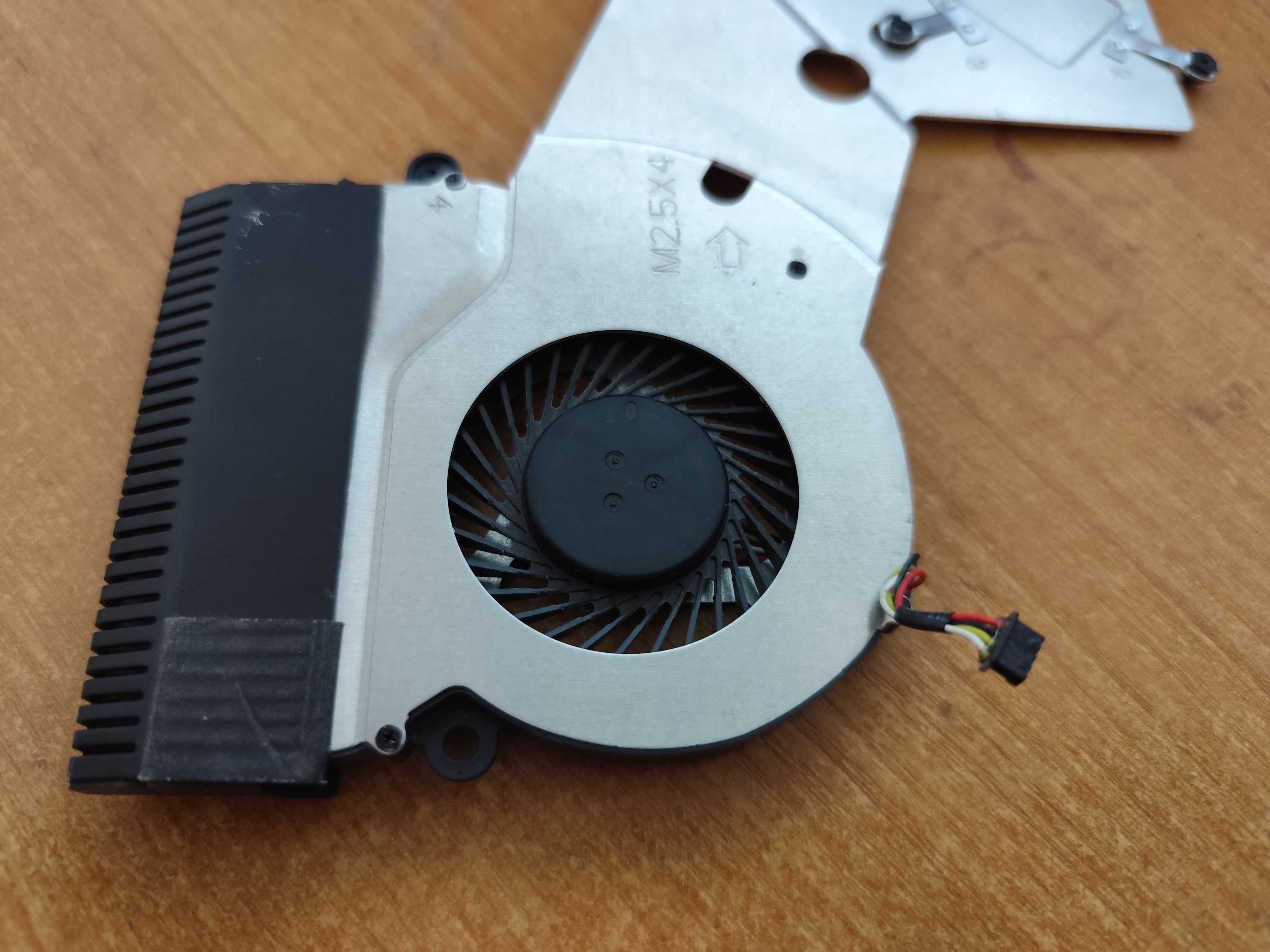Chłodzenie  Acer Aspire E17 ES1-711-C37F