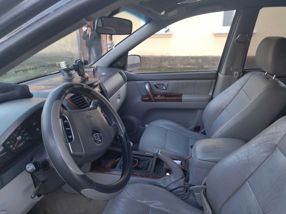 Автомобіль Кіа на запчастини