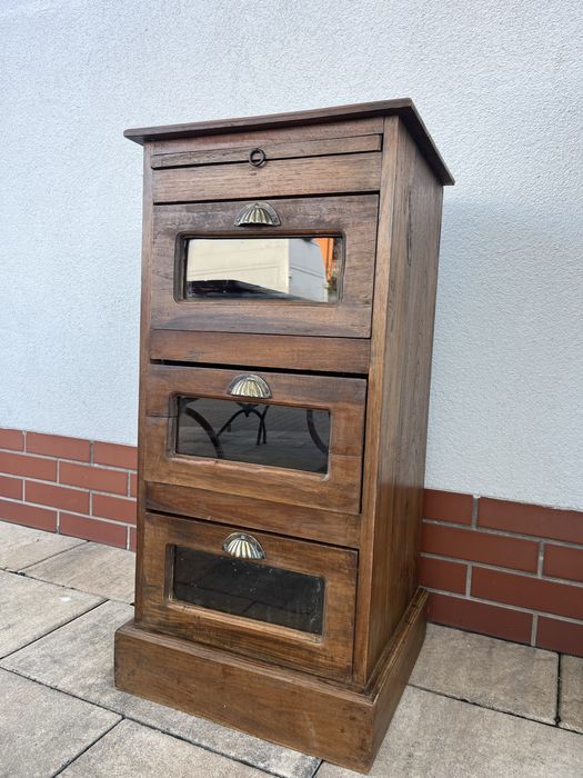 Kolonialna szafka nocna, meble indyjskie