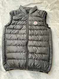 Bezrekawnik Moncler