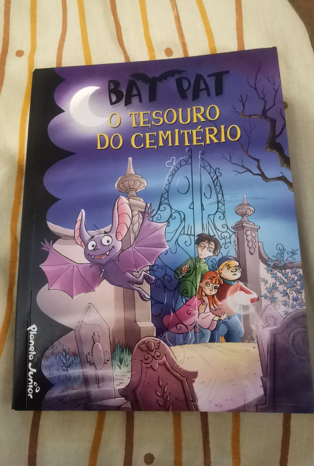 Livro "Bat Pat - O tesouro do cemitério" de Roberto Pavanello Livro 1