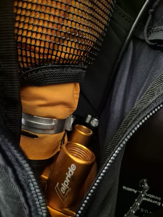 Nowy plecak lawinowy Black Diamond JetForce Tour UL 26l