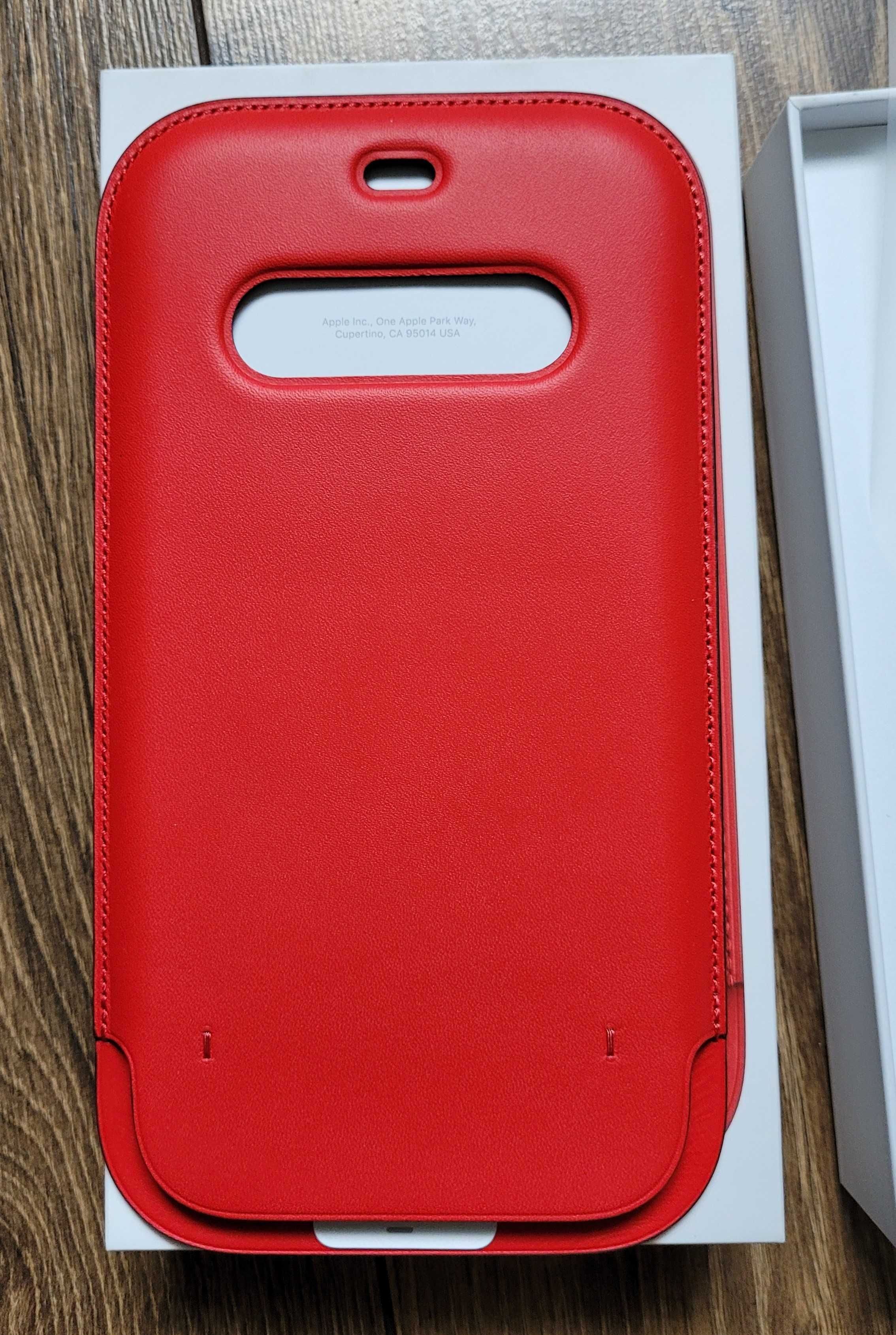 Etui Apple Leather Sleeve iPhone 12 Pro Max MagSafe red skórzane NOWE