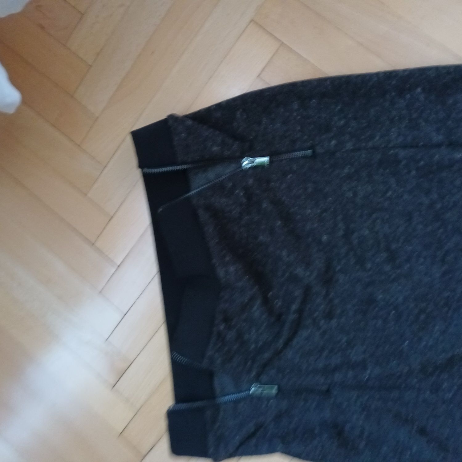 Spódniczka elegancka Reserved