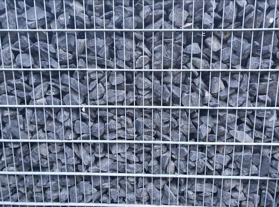 Kamień gabionowy bazalt grafitowy różowy zielony granitowy Siesławice