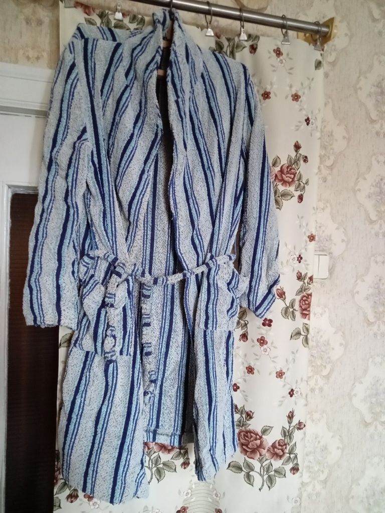 Халаты махровые банное пр-во Чехия