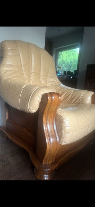 Komplet wypoczynkowy: skórzana kanapa 3-osobowa + fotel