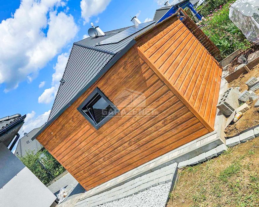GARAŻ BLASZANY 3X4M Brama Uchylna Okno Drewnopodobny Spad W Tył TS760