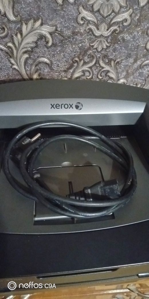 Лазерний принтер xerox phaser 3140.
