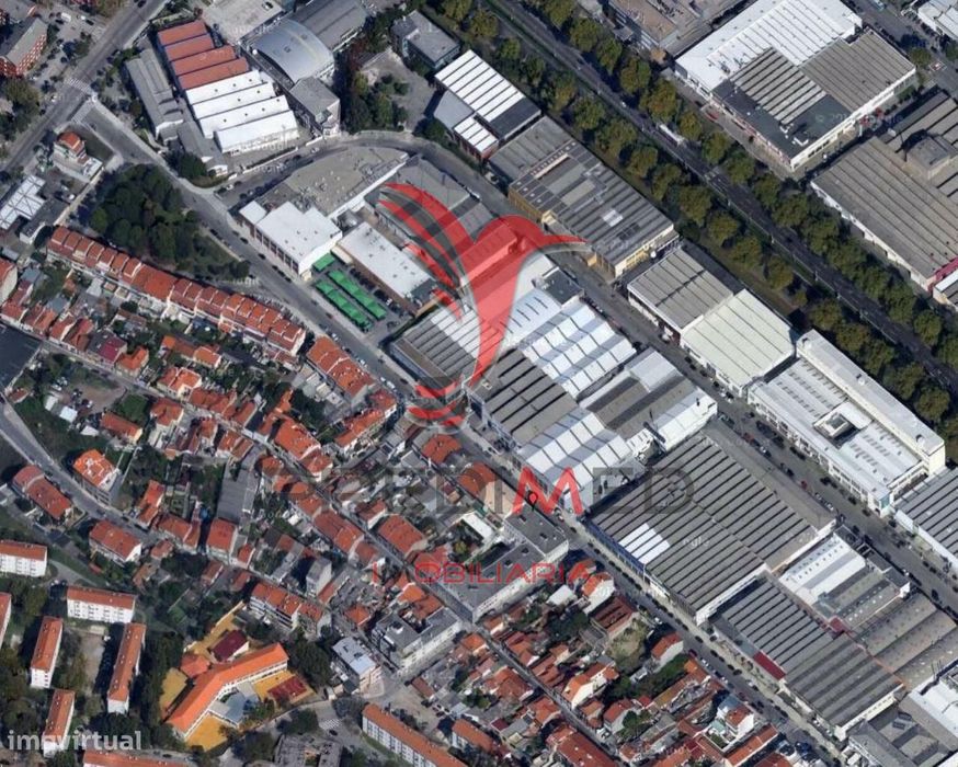 Três Lugar de Garagem