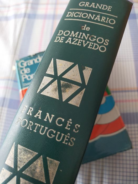 Dicionário Domingos de Azevedo