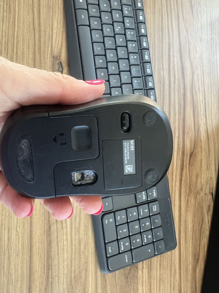 Zestaw bezprzewodowy klawiatura + mysz Logitech MK235 szary