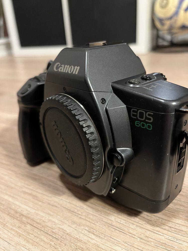 Canon EOS 600 fabryczny stan