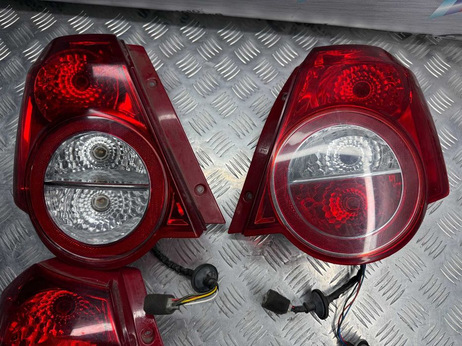 Фонарь задний правый Стоп Aveo T255  хетчбек