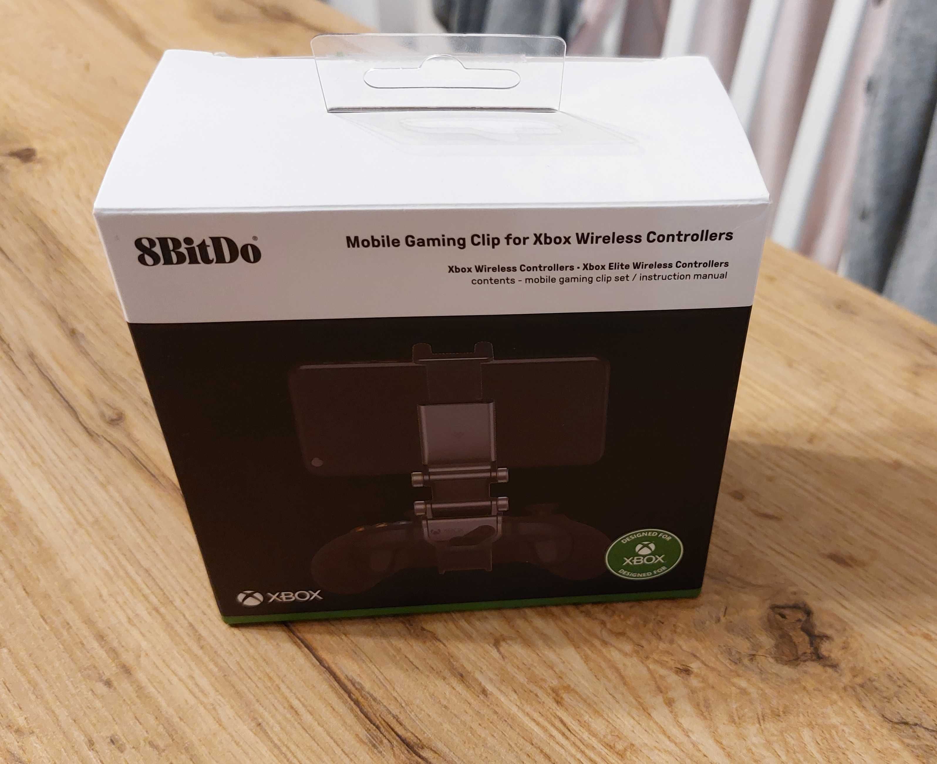 8BITDO uchwyt na smartfon do kontrolera od Xbox One lub Series S/X.