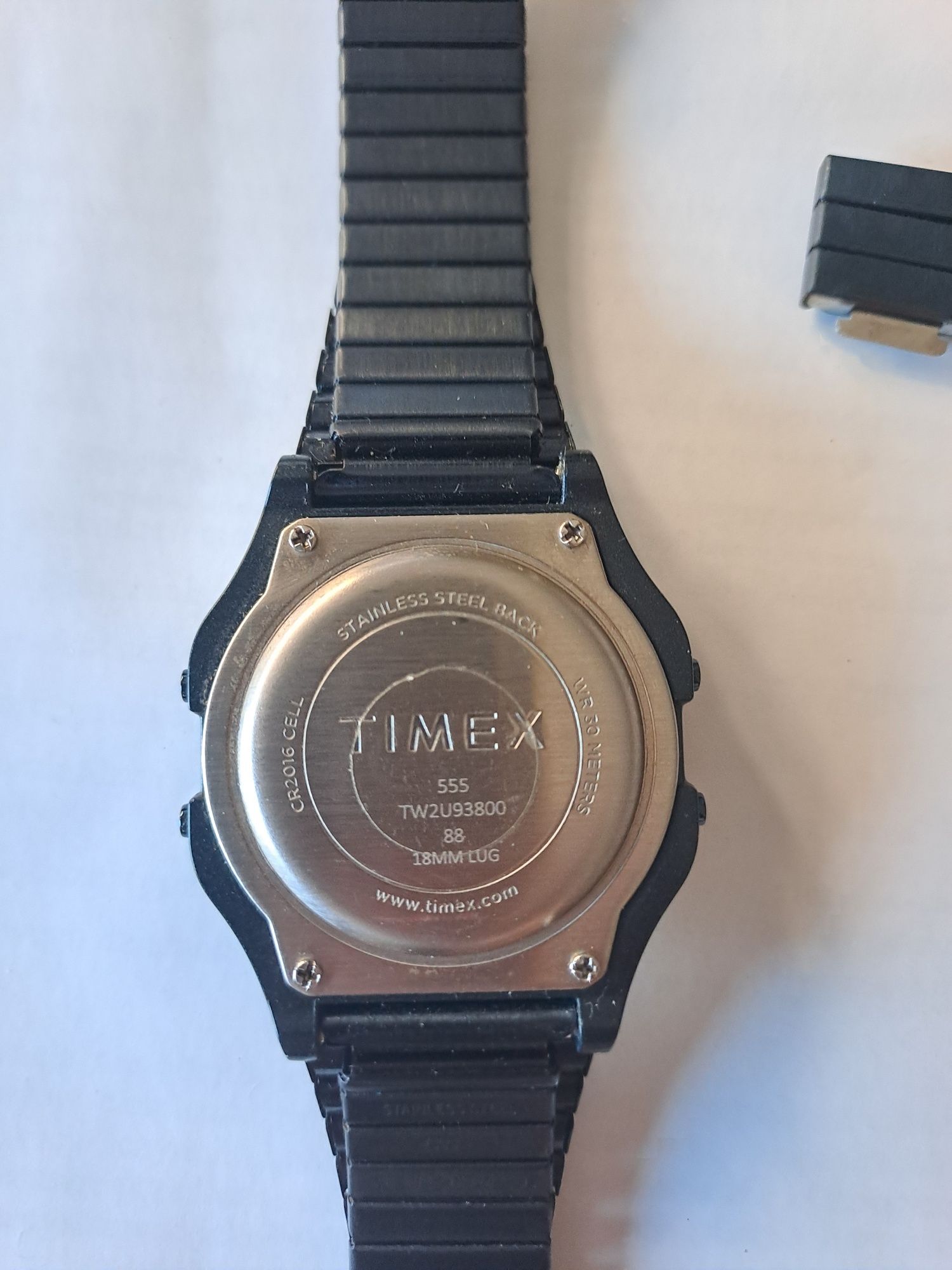 Zegarek Timex T80 TW2U93800 używany