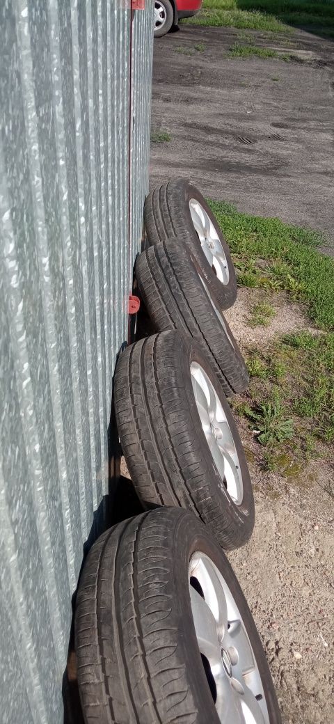 195/65r15 Opony + felgi seat ,Volkswagen 5x100 et.38