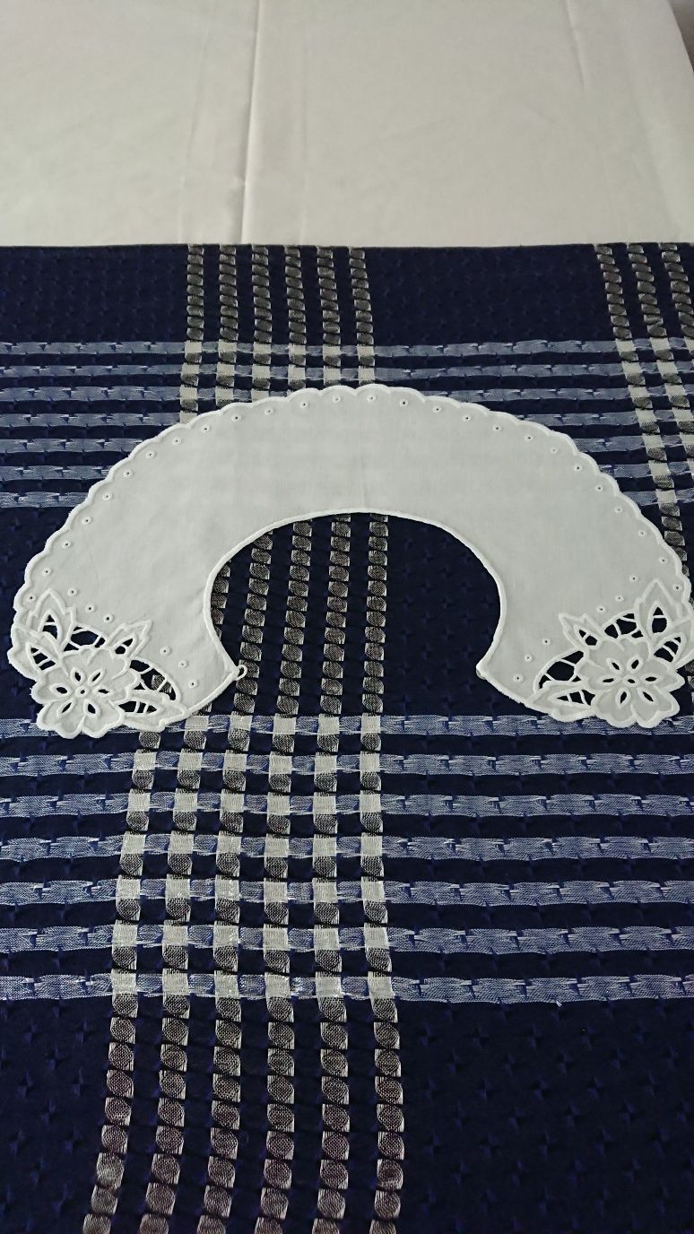 Kołnierzyk biały