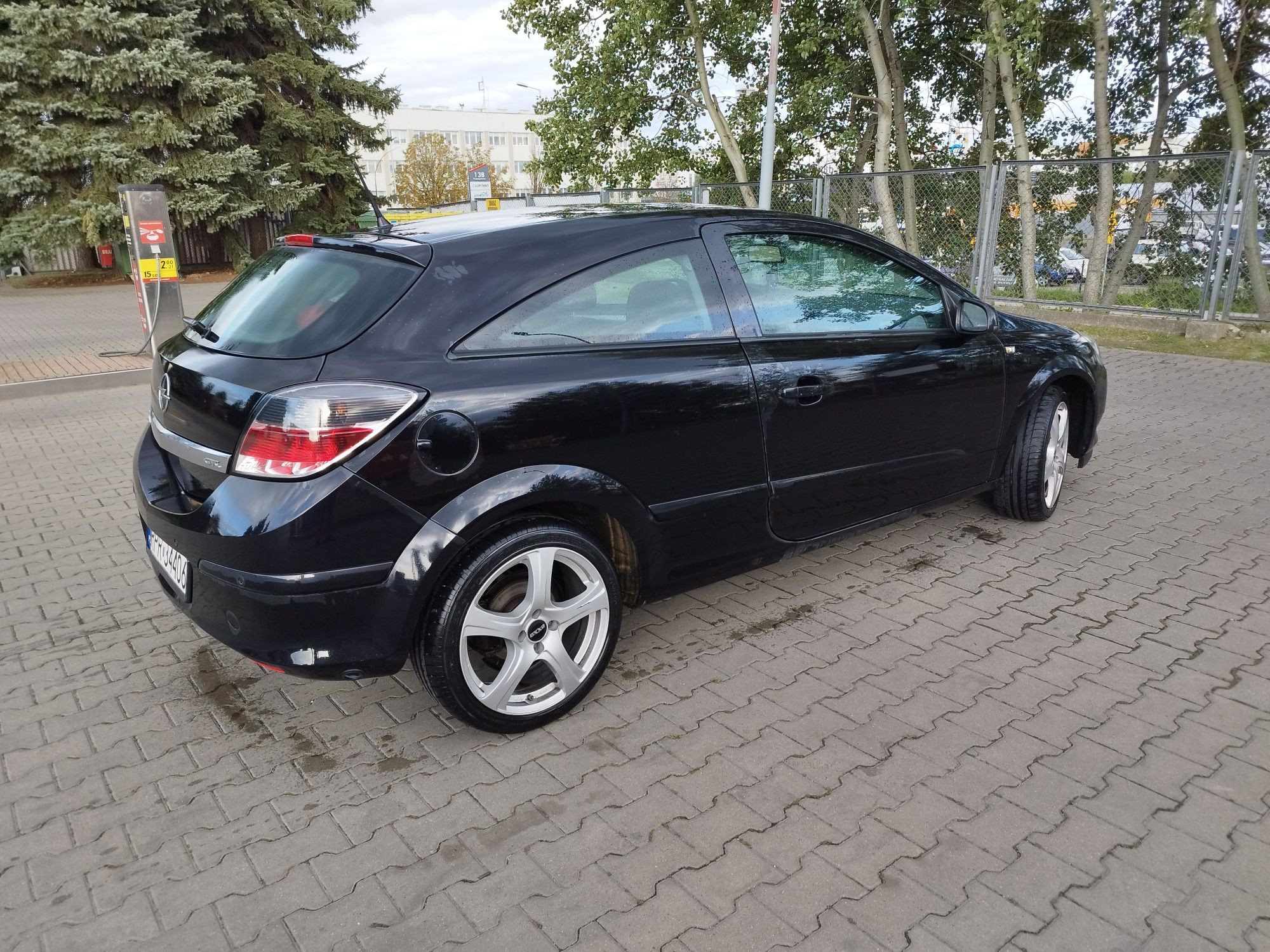 Opel Astra H GTC