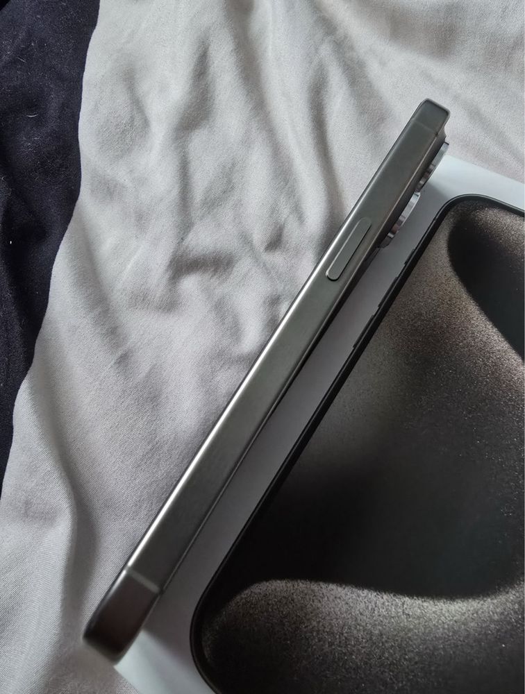 Iphone 15 pro max 256gb wzorowy stan.